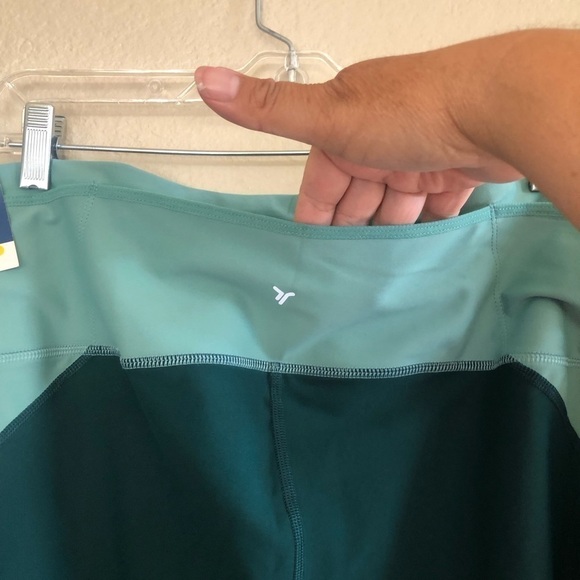 Old Navy High-Waisted PowerSoft ColorBlock 7/8 Compression Leggings Plus Size 4X - Picture 5 of 16